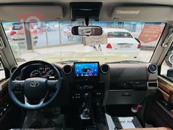 تۆیۆتا لاند کرۆزەر 76